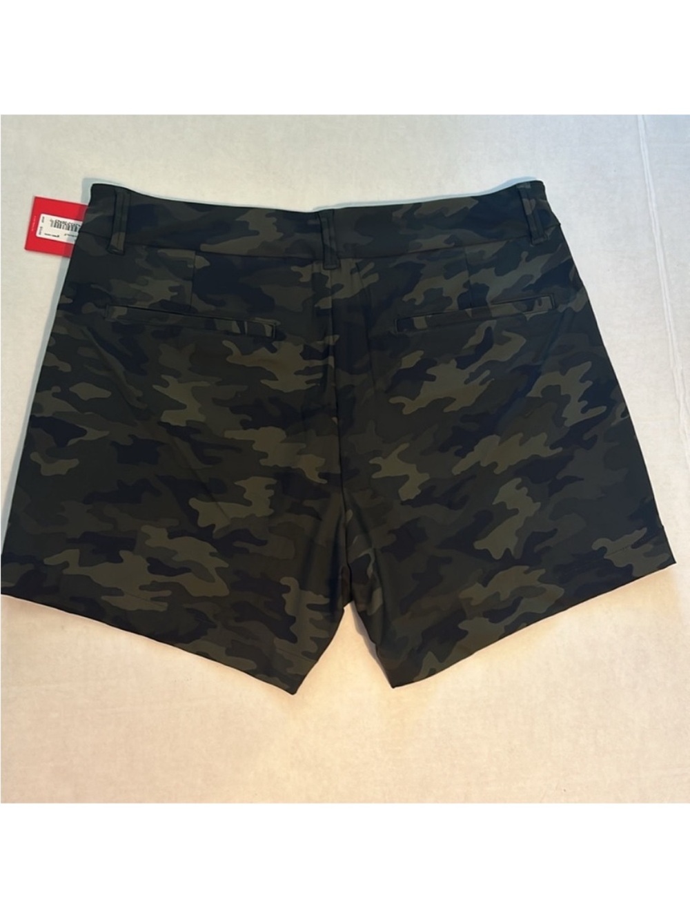 Spanx Small Shorts Sunshine Shorts 4” in Green Camo NWT - Picture 6 of 13